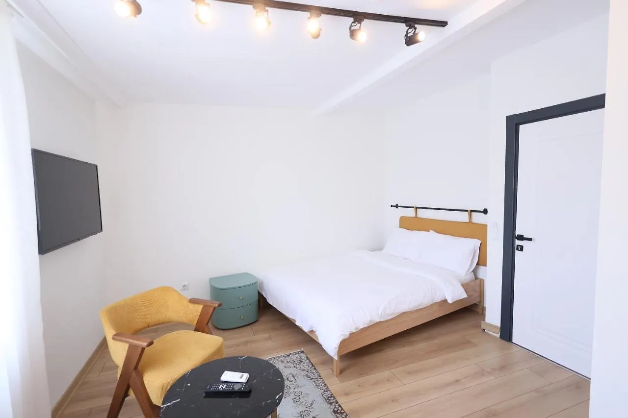 Апартаменты Evra Suites Стамбул